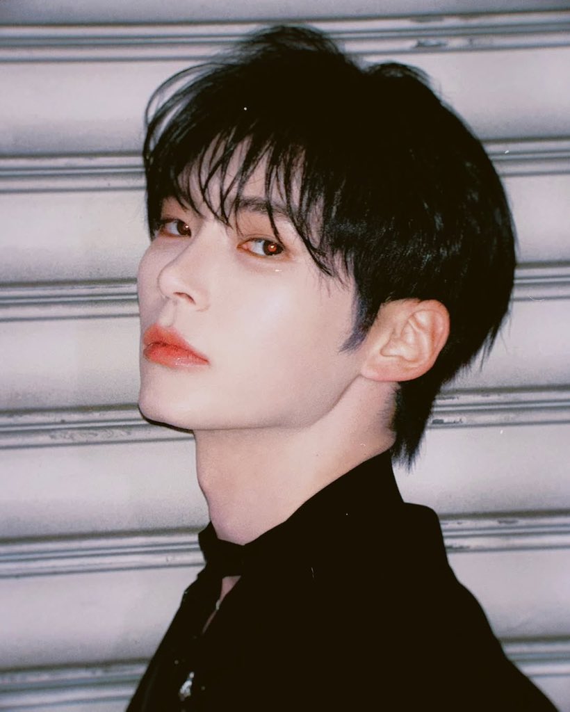 hanbiuin's tweet image. Menang? Menang. Party? Party lah.