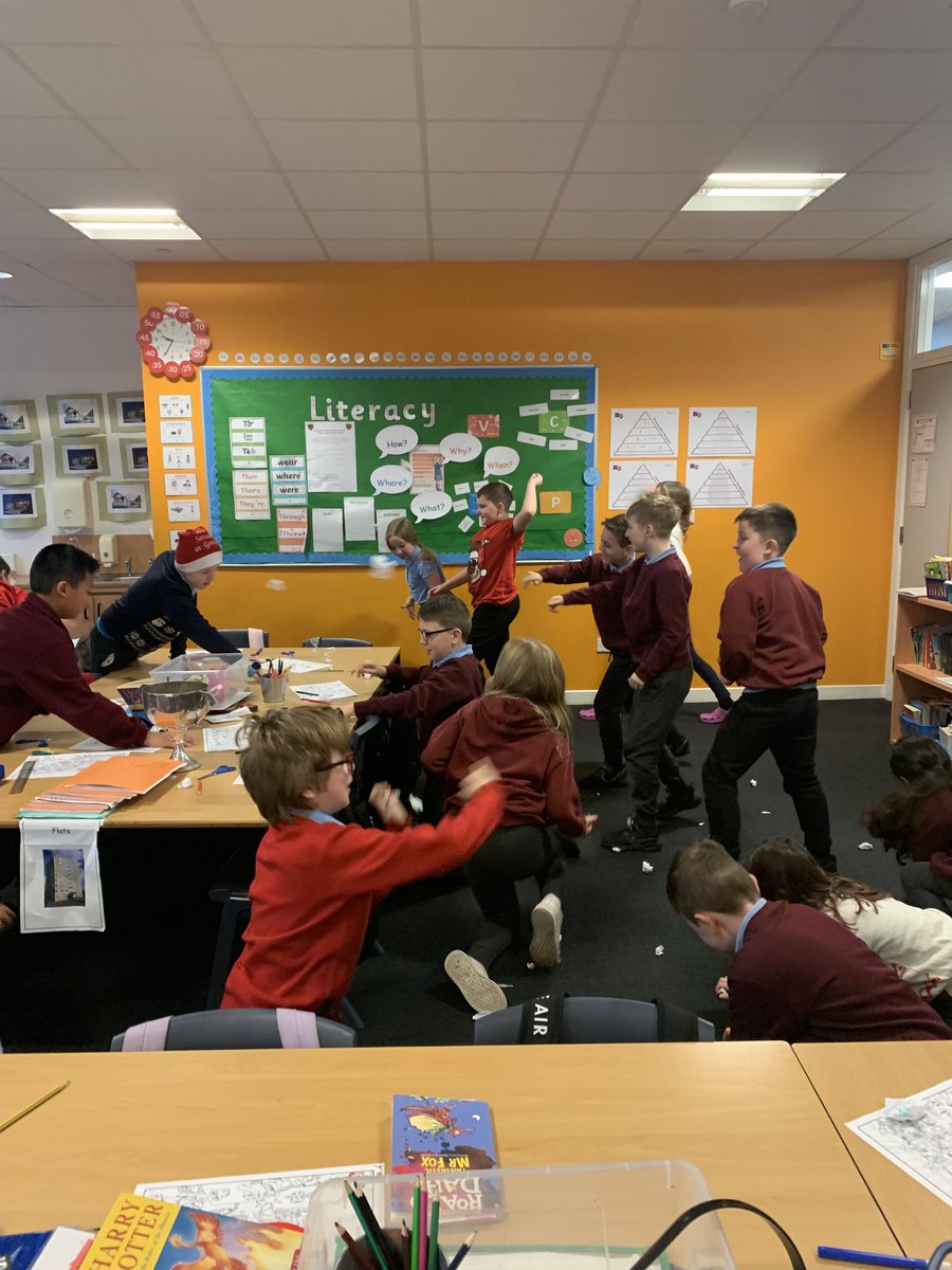 AudreySpence20's tweet photo. We had great fun taking part in our maths snowball fight. ❄️❄️ https://t.co/JNKBe2fkvq