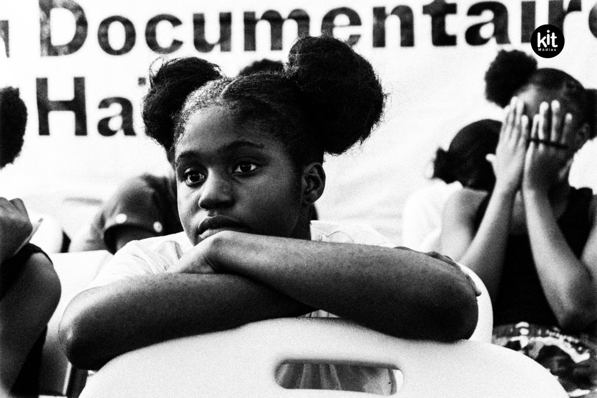 Les rencontres du Documentaire en Haïti était à l'institution mixte notre dame de l’assomption ce jeudi 19 décembre 2024, pour sa dernière projection dans les écoles. 
#RDD2024 #TerritoiresPerdus
merci à nos partenaires: 
<a href="/IFHpap/">IF Haiti</a> <a href="/kitmediashaiti/">KitMédias</a> <a href="/Ayibopost/">AyiboPost</a> <a href="/ajws/">American Jewish World Service (AJWS)</a>.