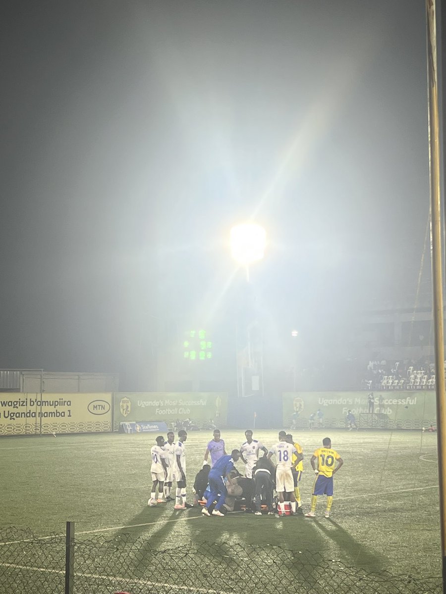 tuf_ug's tweet image. SC Villa captain Owori has been rushed to the hospital following a serious collision with Mubezi.
Wishing him a swift recovery!

#KCCASCV #StarTimesUPL #TUFUG