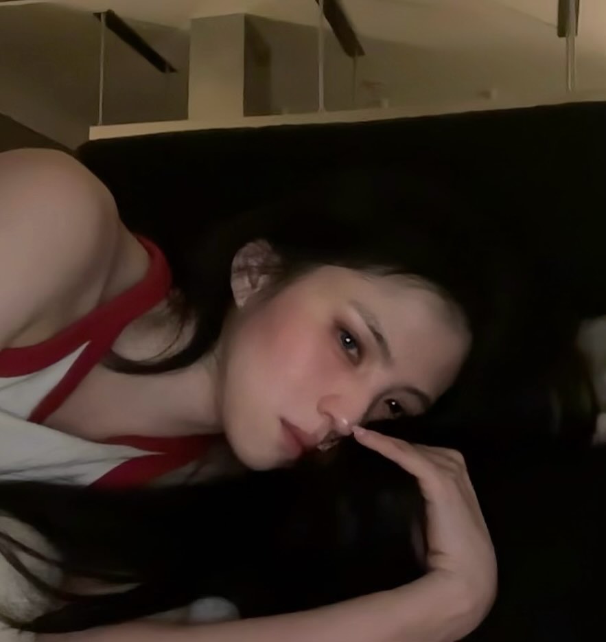 Han Sohee. tweet media