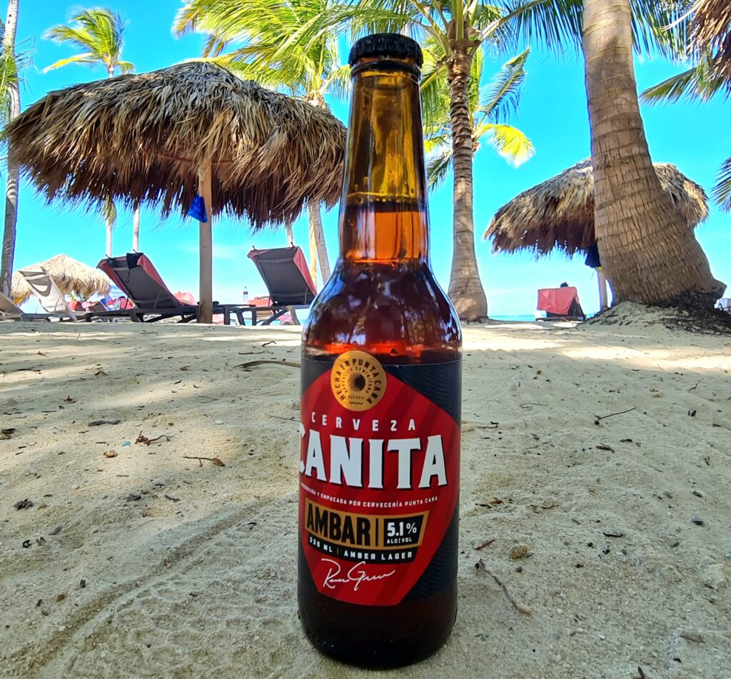 BirraTravel's tweet photo. 🇩🇴De #cervezas por #RepublicaDominicana: espumas de malta y de mar https://t.co/cNZD4ij4Ts 

#viajar #viajes https://t.co/Un7AOKBPDB