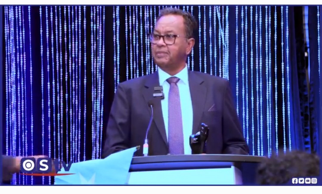 The former Somali premier  Dr #Abdi Farah Shirdon is the MAN to watch in the upcoming presidential elections(2026).
Mark my words!
#Somalia <a href="/EU_in_Somalia/">EU Delegation Somalia</a>
<a href="/UKinSomalia/">UK in Somalia🇬🇧🇸🇴</a> <a href="/US2SOMALIA/">U.S. Embassy Mogadishu, Somalia</a> <a href="/AAbdishakur/">Abdirahman Abdishakur</a> <a href="/M_Farmaajo/">Mohamed Farmaajo</a> <a href="/HassanAKhaire/">Hassan Ali Khaire</a> <a href="/AbdiShirdoon/">Abdi Farah Shirdon</a> <a href="/aics_it/">AICS Cooperazione_it</a> <a href="/FahadBinYasin/">Fahad Yasin فهد ياسين</a> <a href="/HESaidADeni/">H.E Said Abdullahi Deni</a>
