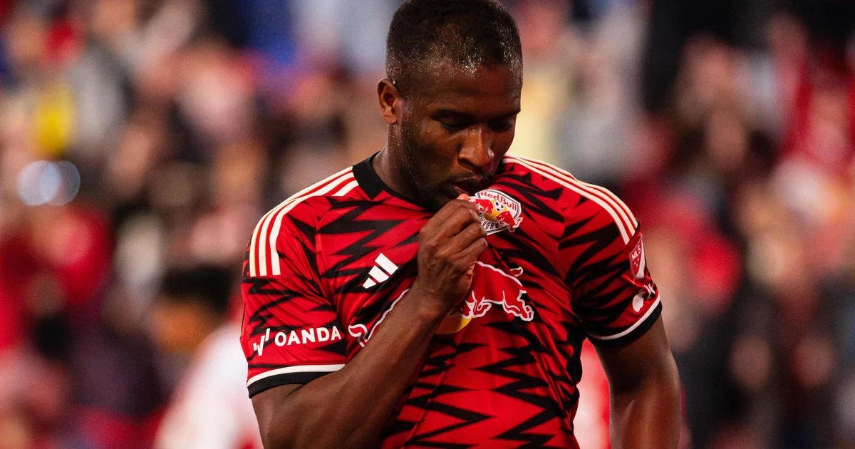 tombogert's tweet photo. BREAKING: Real Salt Lake acquire forward Elias Manoel from the New York Red Bulls, per sources.

RSL also gets three 2025 SuperDraft picks and one in 2026.

RBNY receives $700k GAM in the deal. https://t.co/ndAdYn7zE5
