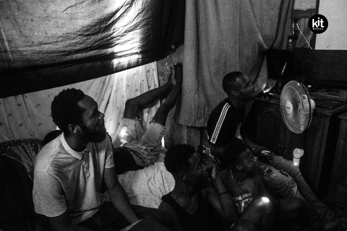 Découvrez quelques moments forts de notre projection chez l’habitant de ce jeudi 19 décembre  2024, à Delmas 33. Le film Rising up at night, de Nelson Makengo.
#RDD2024 #TerritoiresPerdus 
Merci à nos partenaires: 
<a href="/kitmediashaiti/">KitMédias</a> <a href="/IFHpap/">IF Haiti</a> <a href="/Ayibopost/">AyiboPost</a> <a href="/ajws/">American Jewish World Service (AJWS)</a>