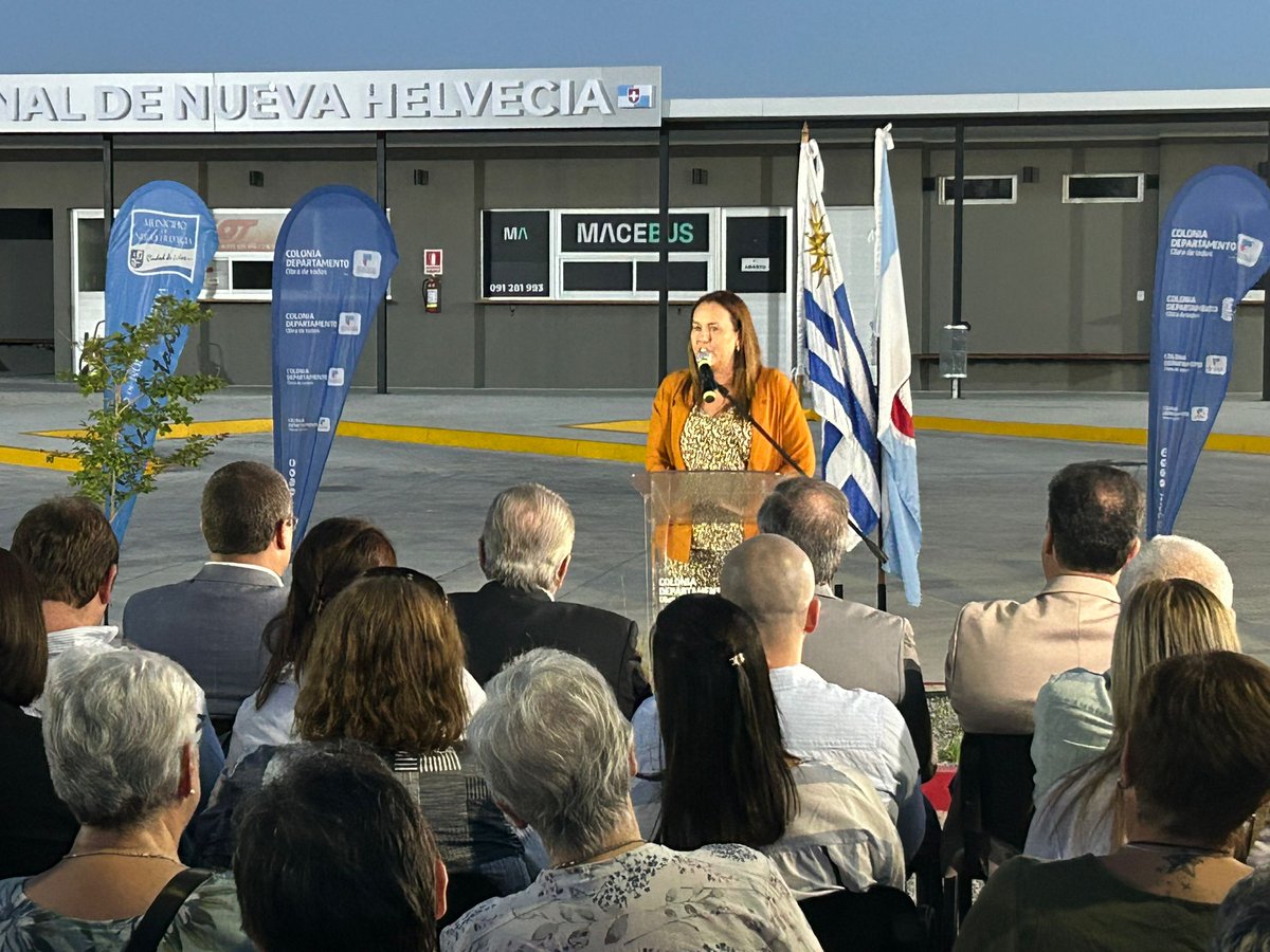 MunicipiosUru's tweet photo. Inauguración de Terminal de Ómnibus de Nueva Helvecia, Colonia

https://t.co/rpW3vX4G1w https://t.co/xwlpLgzmOk