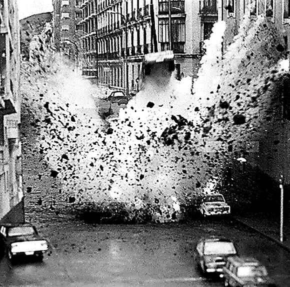 #OtD 20 Dec 1973 Spanish fascist PM due to succeed Franco, Luis Carrero Blanco, was assassinated and dubbed "Spain's first astronaut" as his car was blown over a five-storey building. His death was credited by some as hastening the return to democracy stories.workingclasshistory.com/article/9258/f…