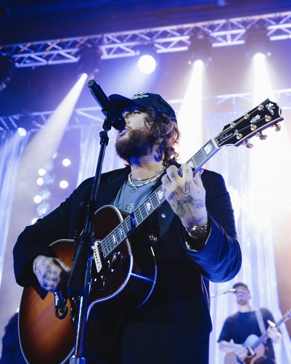 James Arthur tweet media