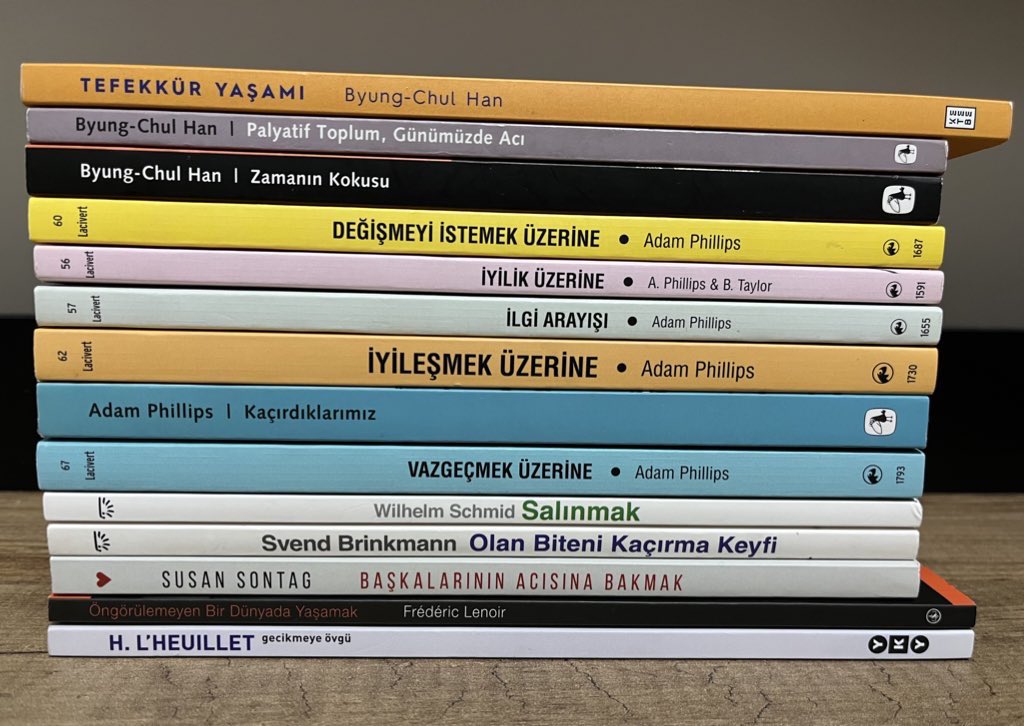 Ahadi12Dr's tweet photo. Değerli arkadaşlar, eğer ‘Kitap okumak istiyorum ama vaktim az, kalın kitaplar okuyamıyorum.’ diyorsanız, size felsefi, psikolojik ve edebi türde birkaç ince ama dolu kitap önermek isterim. https://t.co/MyuTvkqR4T