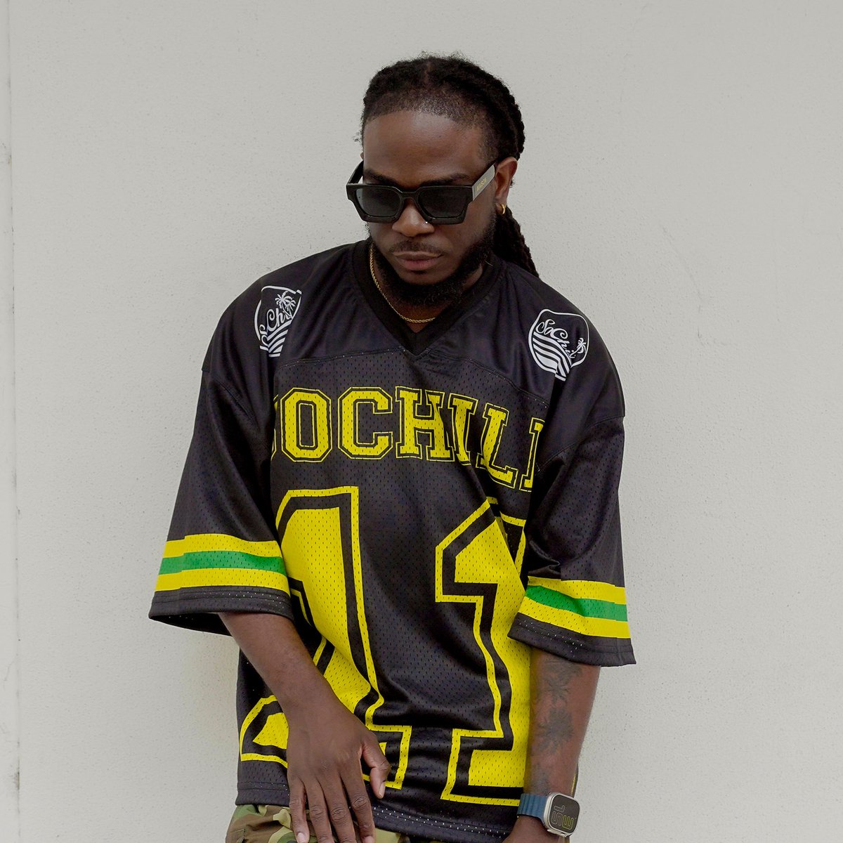 SoChillClothing's tweet photo. New Oversized Jerseys 🇯🇲x Midnight Gold Shades
Now available
Code: JA10 for $10 off
Code: MX50 for 50% off shades
#LiveSochill #MXShades #designereyewear https://t.co/A0SlJgEB1P