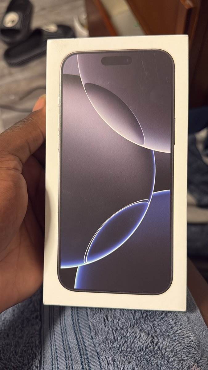 Wrongcashew tweet media