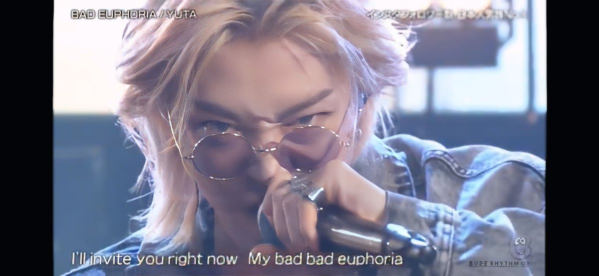 Yuu_taA1's tweet photo. 顔面強強すぎ.....
地上波でいいんすかこれ.....
10月に観たBAD EUPHORIAから魅せ方が進化しすぎてる....
#バズリズム02 #YUTA #BADEUPHORIA https://t.co/rgEB2Pd4kK