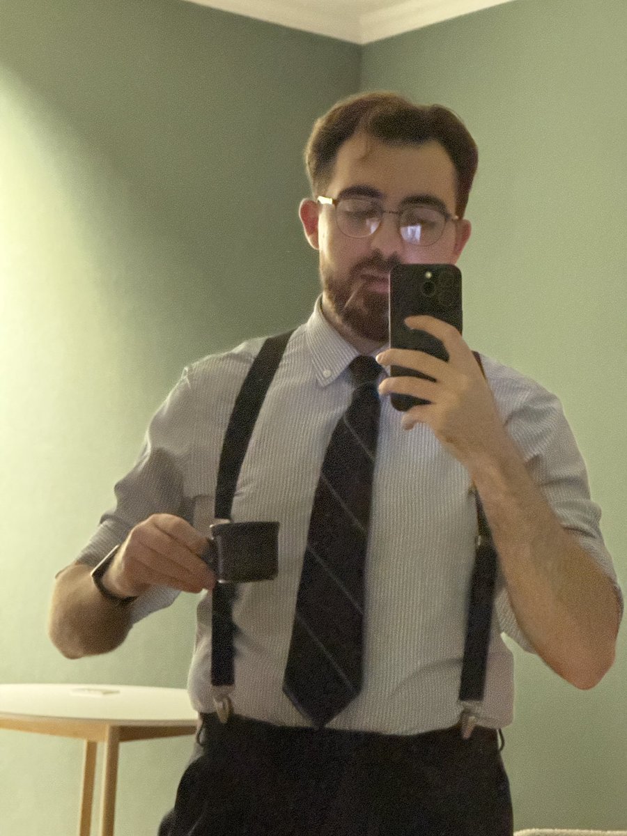 Адамсон, что там по делу того ублюдка?