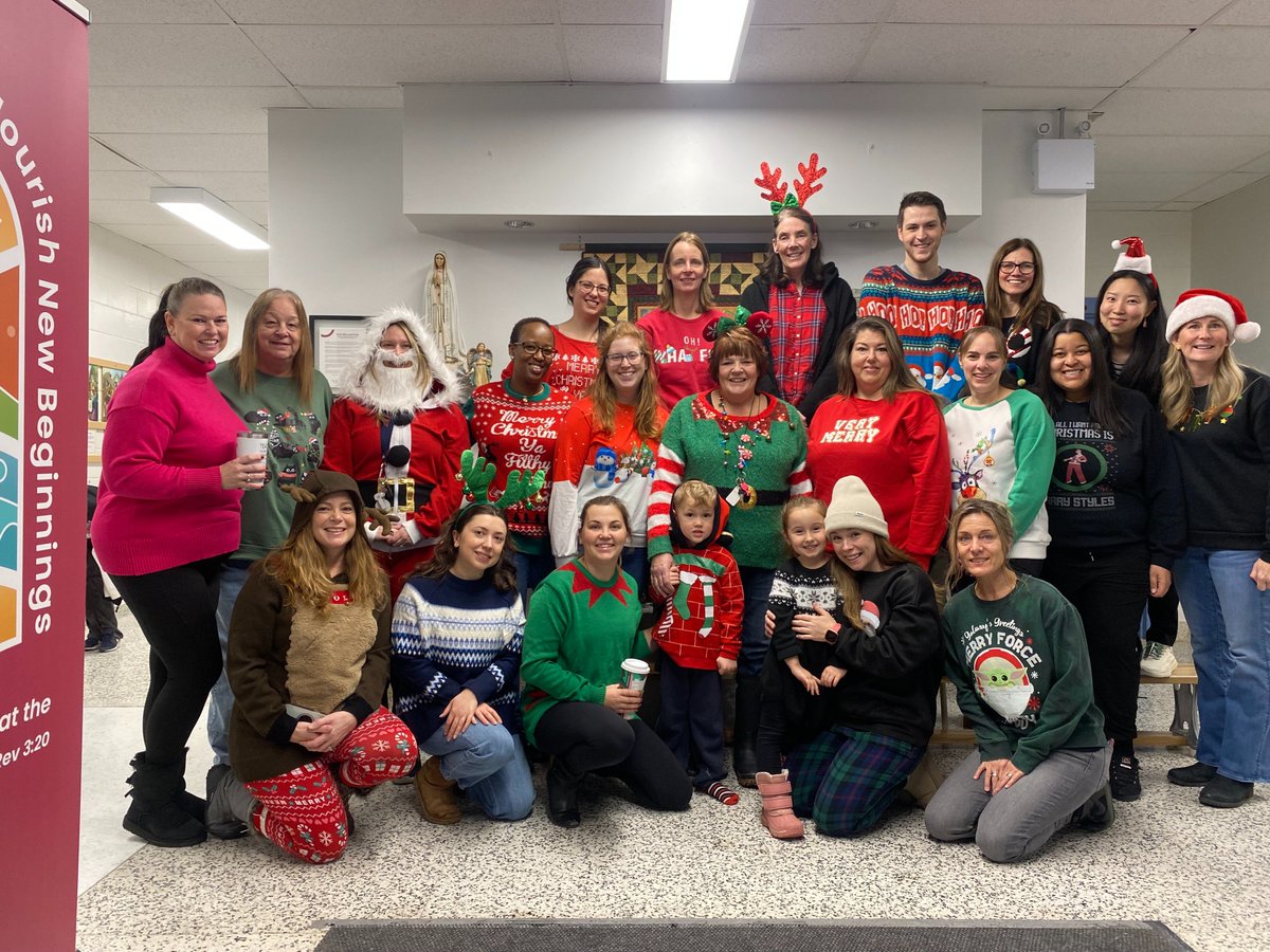 Merry Christmas &amp; happy holidays! 🎄🎅🏿🎁❤️ <a href="/StMaryOCSB/">St. Mary School</a>