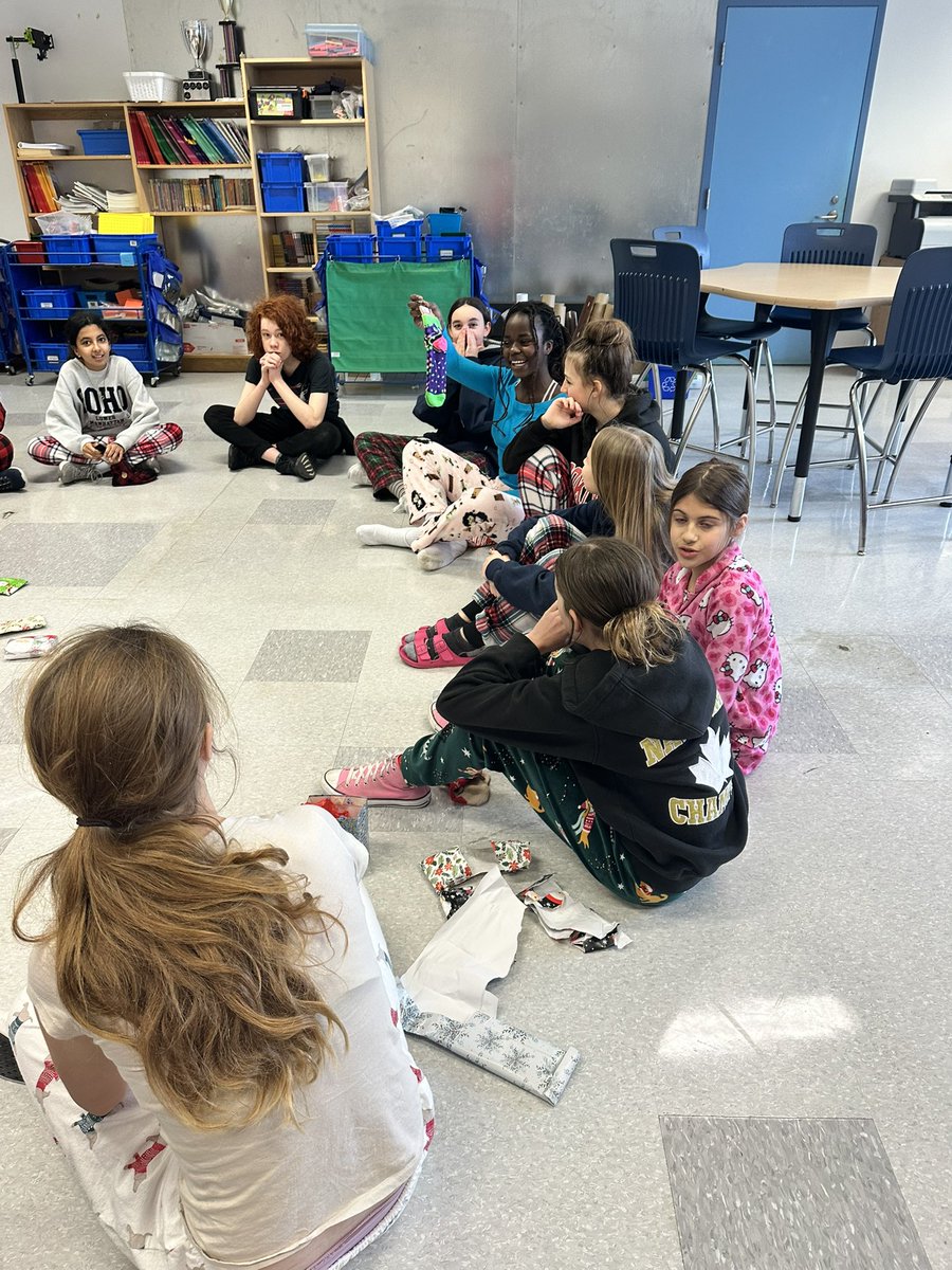 Tanis Lattanzio tweet media