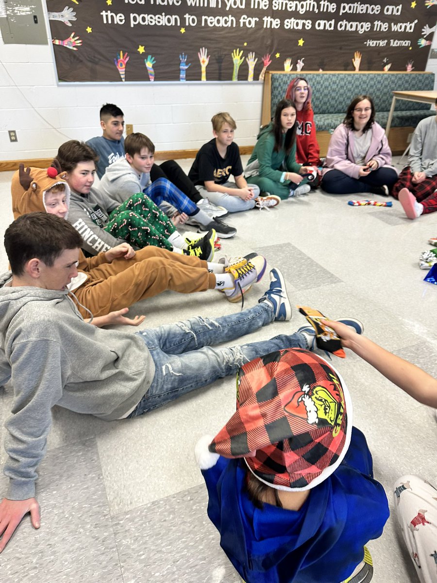 Tanis Lattanzio tweet media