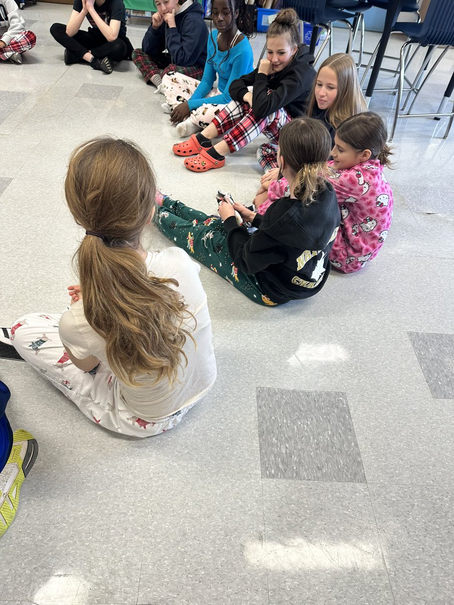 Tanis Lattanzio tweet media