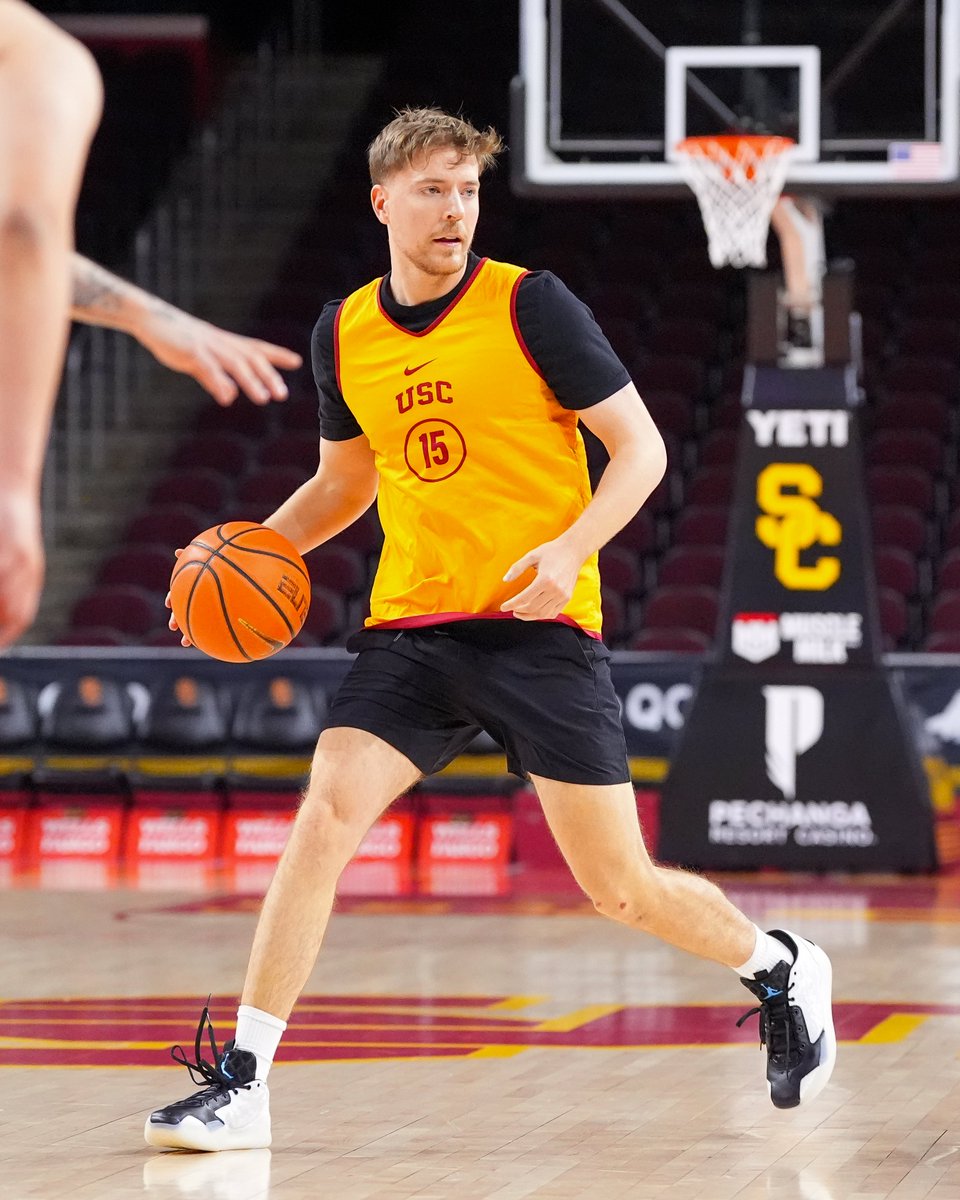 USC Men's Basketball tweet media