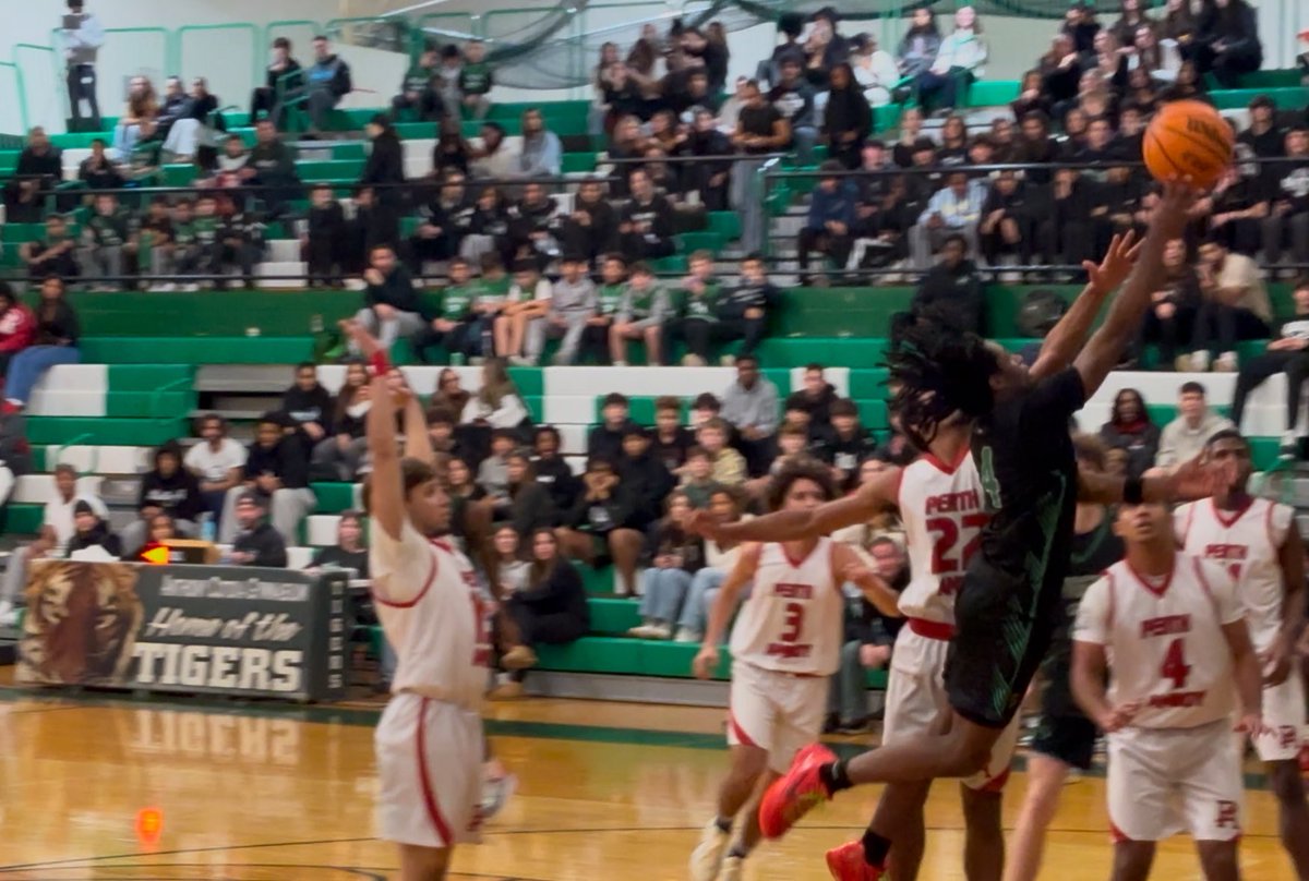 gmchoops's tweet image. Watch GMC Hoops Highlights - Perth Amboy @ South Plainfield - 2nd Half - December 19, 2024 at youtu.be/E0ocJs6NjJc?si… via @YouTube.  #njhoops #gmchoops #sphoops @SP___Basketball