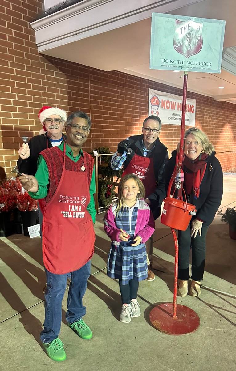 Spread a little cheer with your favorite #DonnybrookSTL panelists today! 

From 4 to 6 pm, they’ll be ringing the bell for <a href="/SalArmySTL/">The Salvation Army St. Louis</a> at the <a href="/SchnuckMarkets/">schnuckmarkets</a> at Big Bend and Clayton. 

Come say hi!