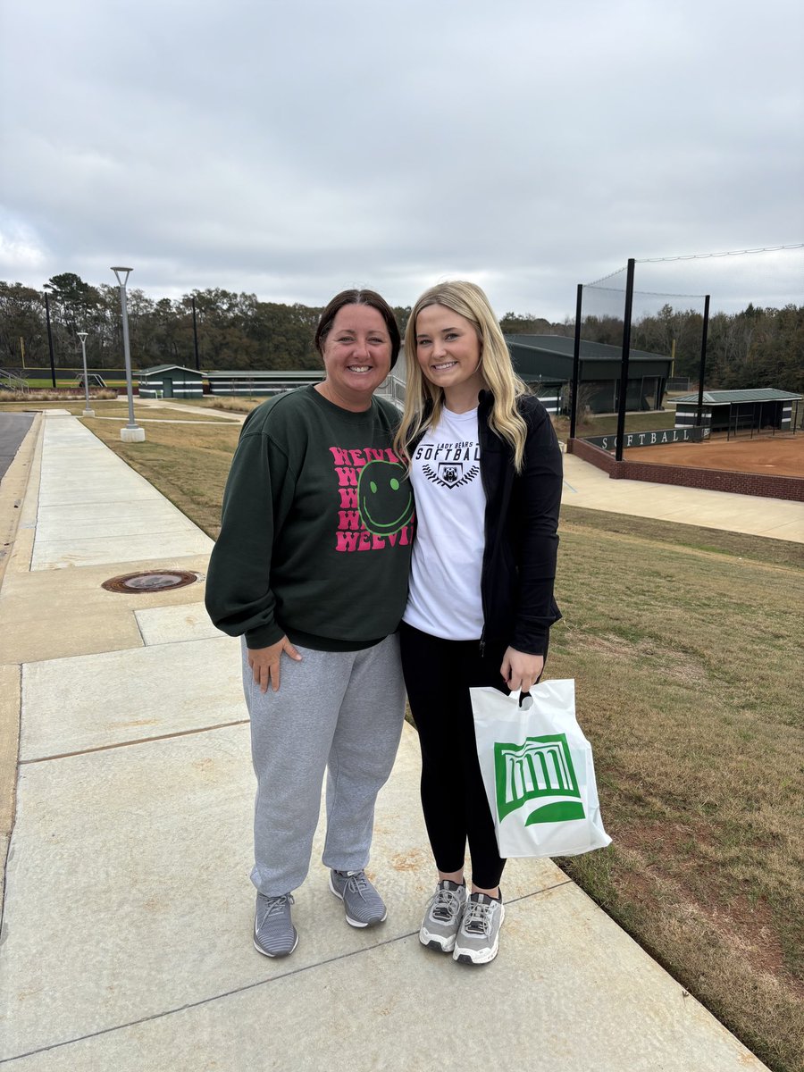 After a great visit to Enterprise State CC, I am blessed to receive my first offer to continue playing the game I love so much! Huge thanks to <a href="/coachclairg/">Coach G</a> and <a href="/EnterpriseStSB/">Enterprise State CC Softball</a> 🥎🥎