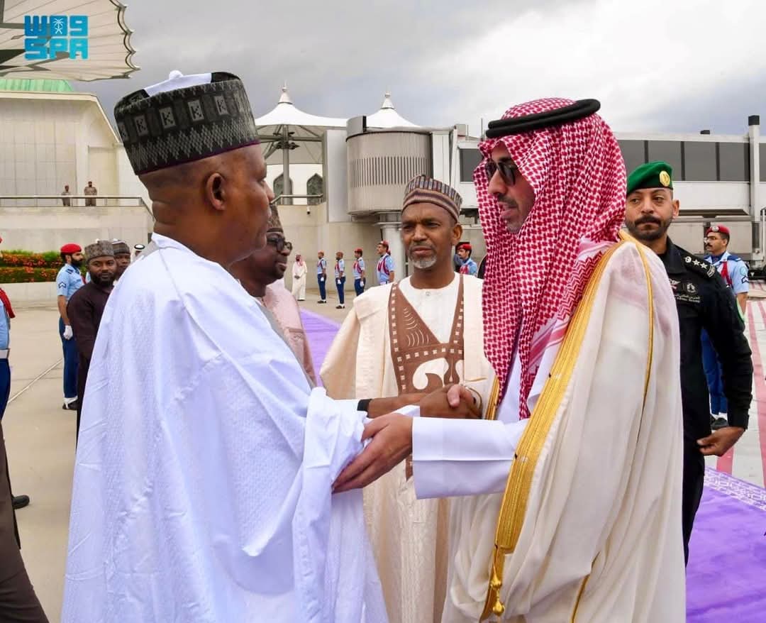 SadeeqKurbe's tweet photo. Vice President @KashimSM Shettima Concludes Umrah Pilgrimage in Saudi Arabia

The Vice President, Senator Kashim Shettima, has departed Jeddah after successfully performing the lesser Hajj (Umrah) in the holy cities. https://t.co/PPNwSZQEF9