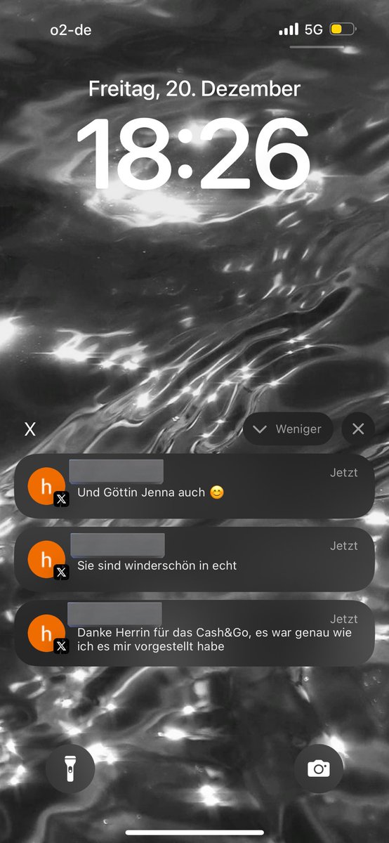 cleoluxe's tweet photo. C&amp;G mit @Luxe_jenna war heiß 🔥
Wir lieben es einfach, wenn uns Geld zu Füßen gelegt wird, denn wir haben es einfach verdient🫦 https://t.co/LDTYN50kwF