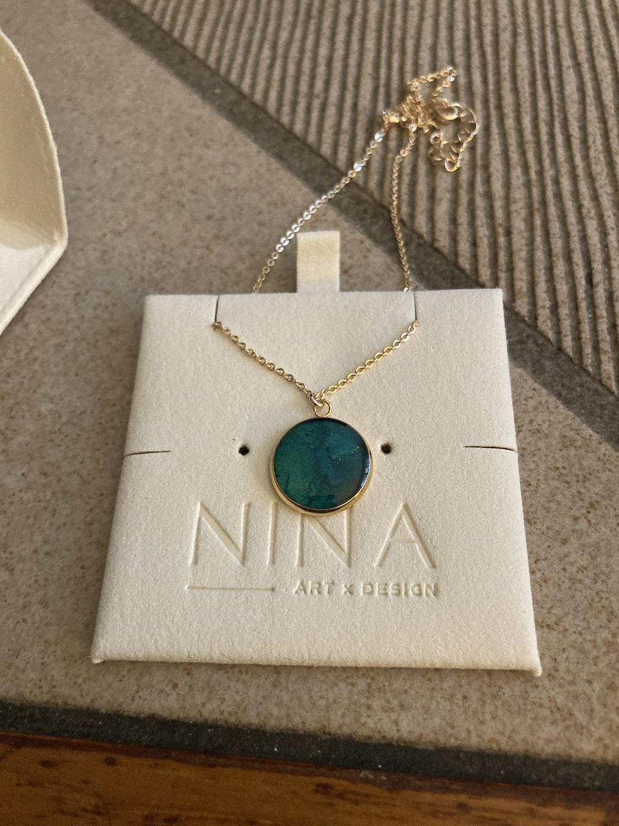 tWoSour's tweet photo. Loving my new wearable art. Check out https://t.co/WekNQ9yPxC for more of her art, she’s amazing https://t.co/3wn2DPMbOE