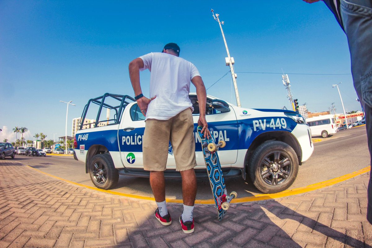 302Skateboarding tweet media