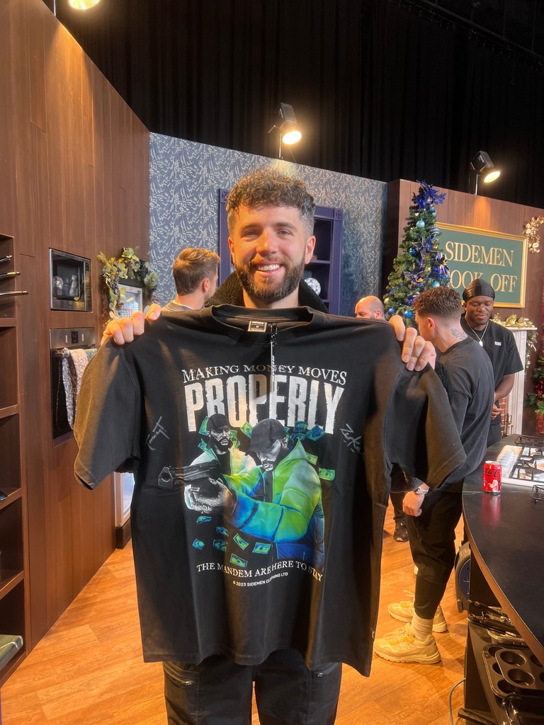 XIXMAS GIVEAWAY #2⁠
⁠
Like and drop a '🔫' to win a signed TOMMY T TEE!⁠
⁠
Winner announced tomorrow...⁠