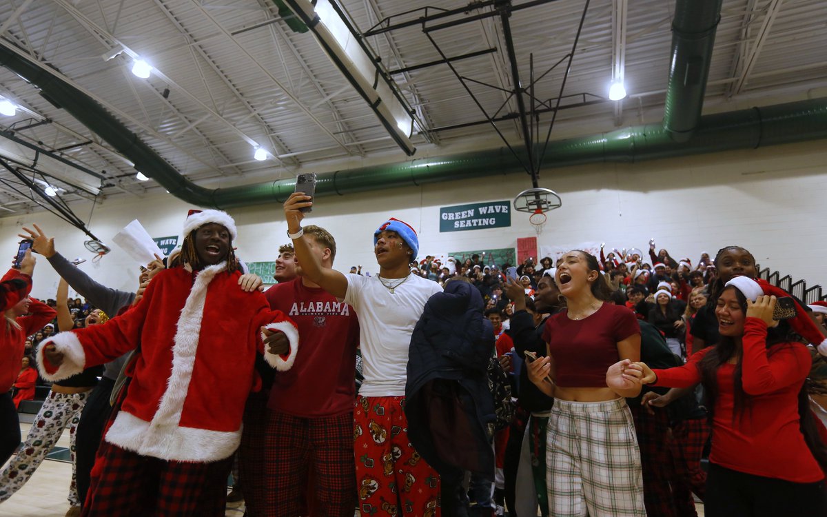 Mark A Costa (@costamark2) on Twitter photo LBHS honors its own: the Voice, Mr. Clay.
12/20/2024
----------------------------------
Merry Christmas, all!
<a href="/WAVEPRIDE/">Green Wave Athletics</a> <a href="/CastroLBHS/">Mr. Castro - Academy Principal LBHS</a> <a href="/visitlongbranch/">City of Long Branch</a> <a href="/NJSIAA/">NJSIAA</a> <a href="/LbBoysSoccer/">GreenWaveBoysSoccer</a> #statechamps <a href="/DeAngelisLou/">Lou De Angelis</a> <a href="/Billythekid174/">William O. George IV</a> #waveathletics LBHS honors its own: the Voice, Mr. Clay.
12/20/2024
----------------------------------
Merry Christmas, all!
<a href="/WAVEPRIDE/">Green Wave Athletics</a> <a href="/CastroLBHS/">Mr. Castro - Academy Principal LBHS</a> <a href="/visitlongbranch/">City of Long Branch</a> <a href="/NJSIAA/">NJSIAA</a> <a href="/LbBoysSoccer/">GreenWaveBoysSoccer</a> #statechamps <a href="/DeAngelisLou/">Lou De Angelis</a> <a href="/Billythekid174/">William O. George IV</a> #waveathletics