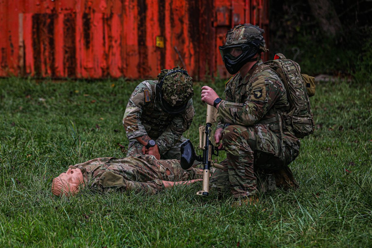101stAASLTDIV's tweet photo. Screaming Eagles Fight and WIN! 🦅💥

In 2024, the Division proved to be the most lethal, disciplined, and ready Soldiers in the U.S. Army. We train like we fight, and we're always ready to fight tonight! #FightTonightandWIN! 🚁💪 #YearInReview #BrilliantAtTheBasics https://t.co/3raep9np4t