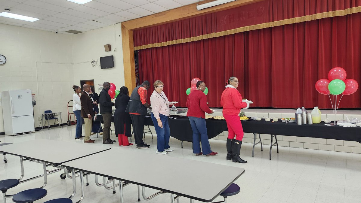 RCPS Open Campus (@rcpsopencampus) on Twitter photo "Celebrating the season at the Epic Center holiday luncheon! Wishing everyone joy, warmth, and good company. #HolidaySeason #EpicCenterLuncheon"<a href="/ToneyROCEPIC/">Mr. Tiwon U. Toney</a> <a href="/director_EPIC/">Director EPIC Center</a> "Celebrating the season at the Epic Center holiday luncheon! Wishing everyone joy, warmth, and good company. #HolidaySeason #EpicCenterLuncheon"<a href="/ToneyROCEPIC/">Mr. Tiwon U. Toney</a> <a href="/director_EPIC/">Director EPIC Center</a>
