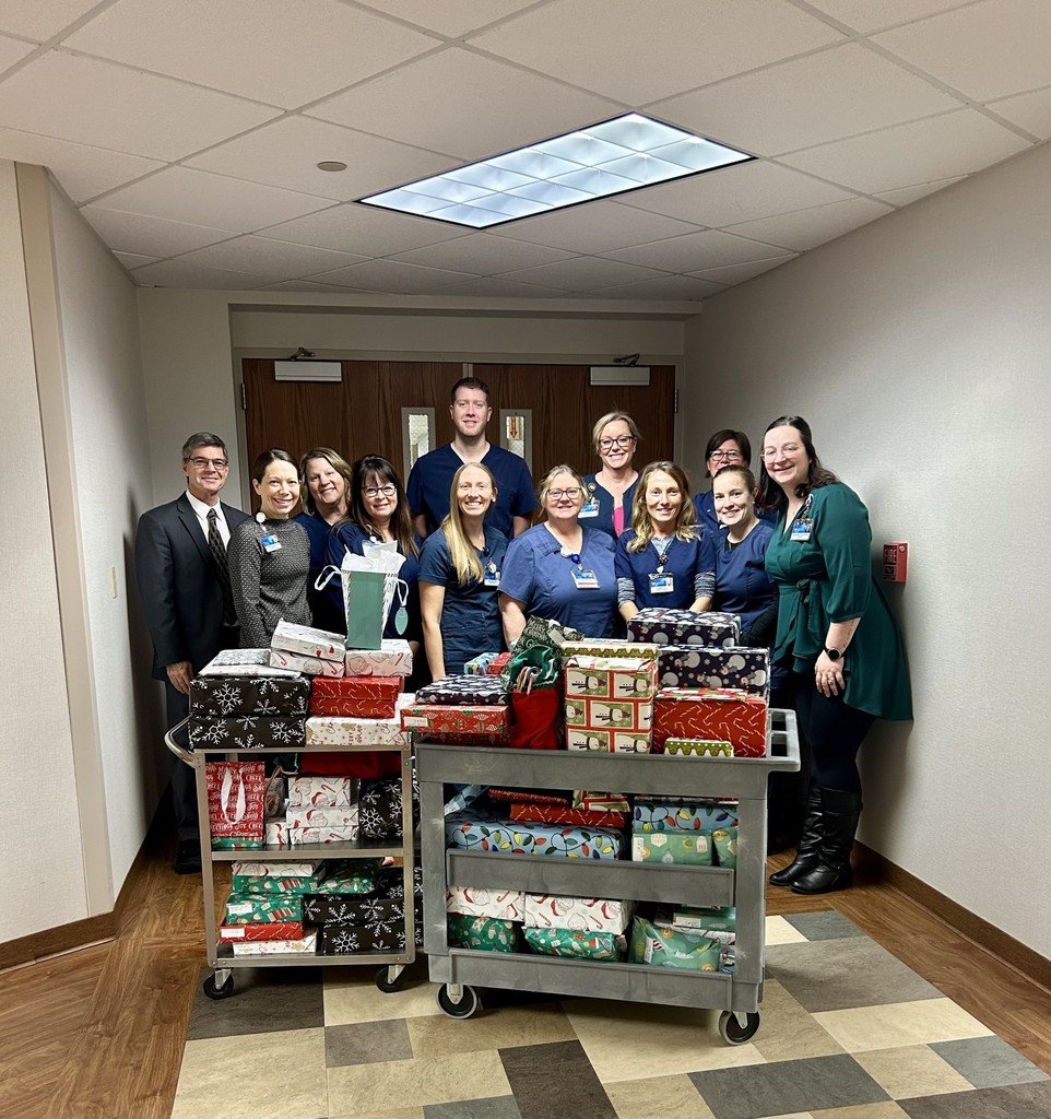 A HUGE shout-out to the staff at the Mayo Clinic Cancer Center, they sponsored a Halverson family.  We are so appreciative!