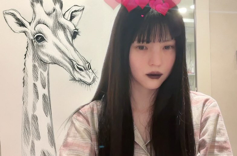 Han Sohee. tweet media