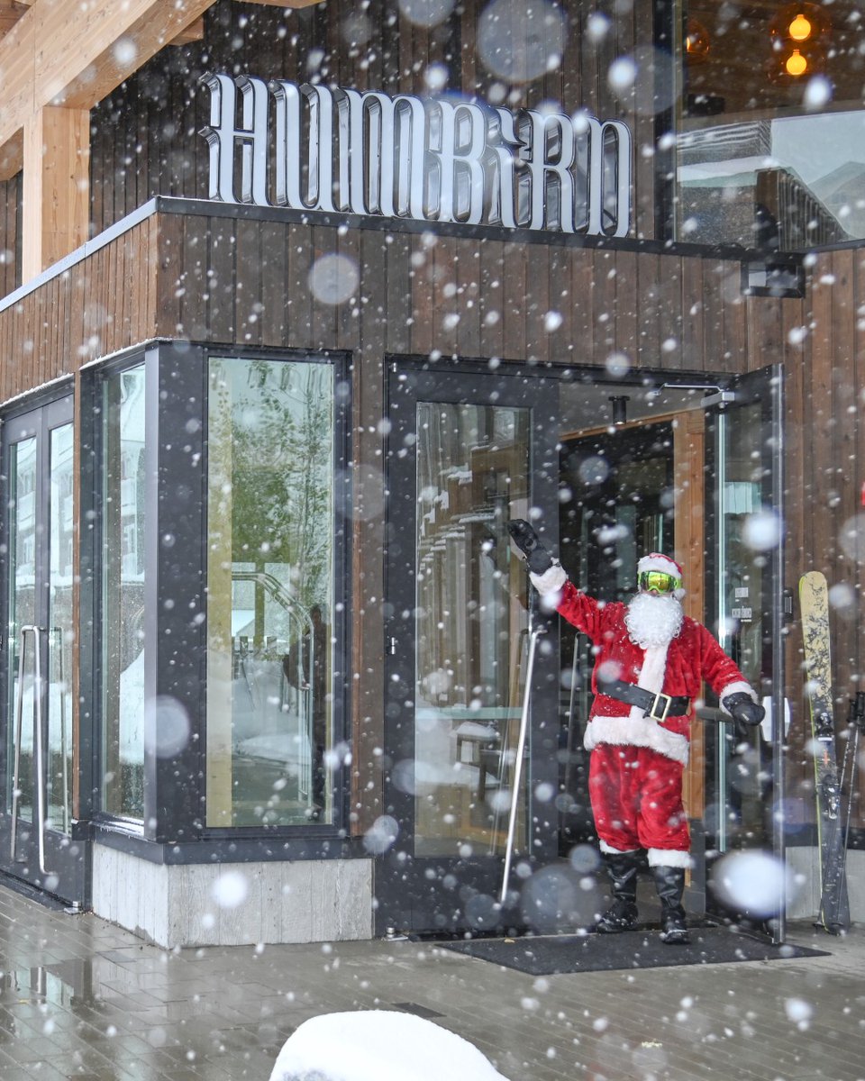 SchweitzerID's tweet image. Your last-minute holiday getaway awaits! 🎄  Wake up to a winter wonderland, ski from your front door, and take part in all the fun holiday happenings. A limited number of slopeside lodging options are still available - book your stay today!

#schweitzerlife #holidaygetaway