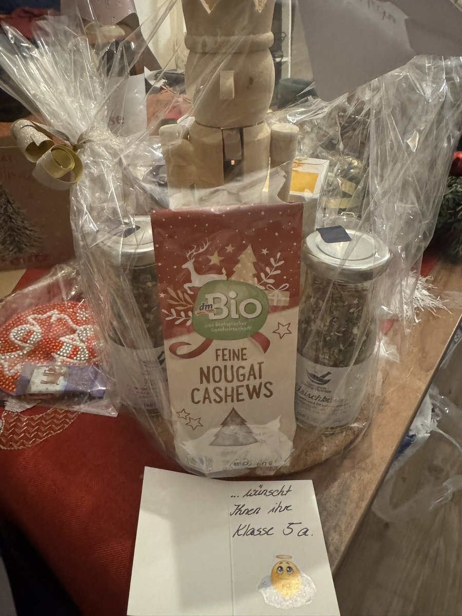 derKavka tweet media