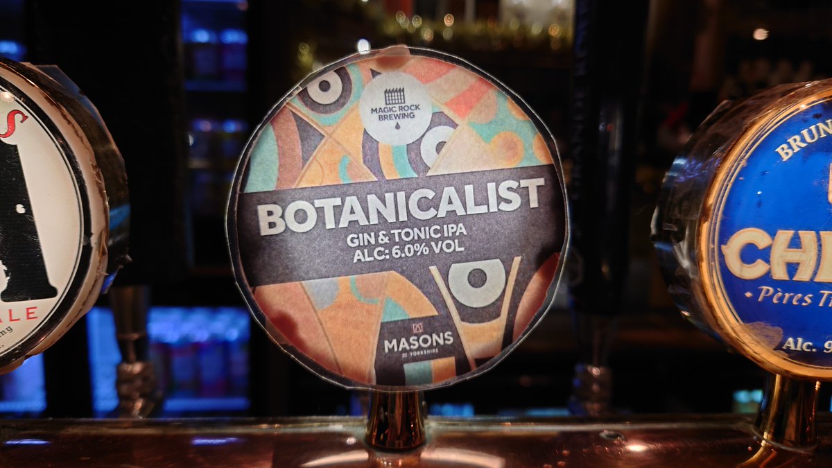 ItalyWith's tweet image. Have a great weekend everyone! 🍺❄️

#tft #beeroclock #beerme #foodie #arctic #foodies #beer #magicrock #fromsantawithlove #lappland #stormhour #lapland #thephotohour #sweden