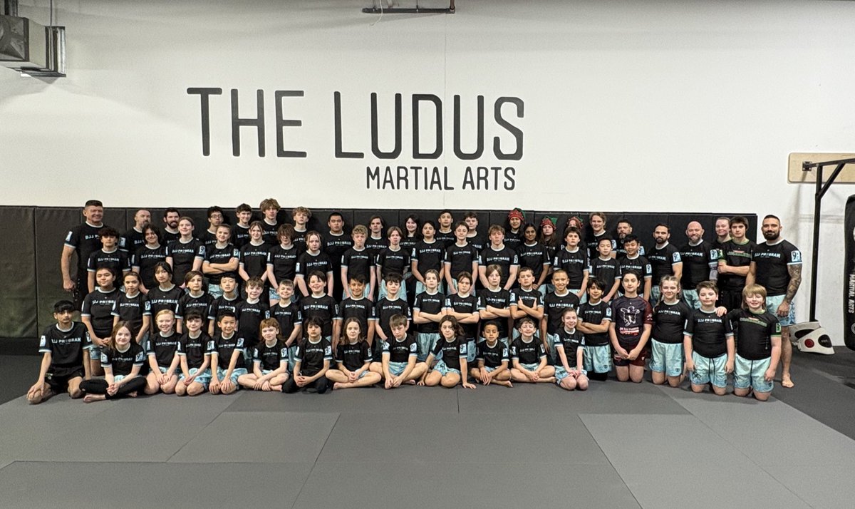 AAD_Edmonton's tweet photo. Vimy BJJ had another great turnout in their annual Tap Out Cancer Roll-A-Thon!

Over the past three years, we have raised over $30,000 to fight cancer!

#VimyProud #TapOutCancer #BJJ https://t.co/NaRKod1SQF