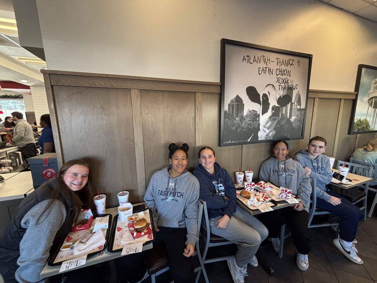PopeFastpitch's tweet photo. On our way to deliver and sort some toys ! Thank you @CFAEastLake for being our fuel stop and providing excellent service as always💯💯💯
#ExcellenceIsTheStandard #PFPFMP https://t.co/JGgsNGnSyt