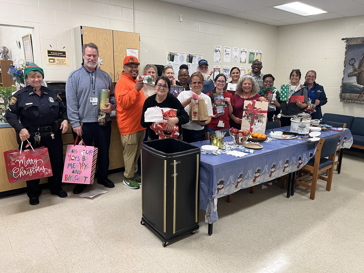 What an awesome Secret Santa event! It was truly a secret! 🤐 The breakfast was phenomenal as well! 🍽Thank you ladies for keeping us on point! <a href="/HillsboroughSch/">Hillsborough Schools</a> <a href="/VanAyresHCPS/">Van Ayres</a> <a href="/KarenPerezTampa/">Karen Perez</a> <a href="/WashingtonShake/">Henry "Shake" Washington</a> <a href="/HCPSBoard/">HCPS Board Members</a> <a href="/MagnetHCPS/">HCPS Magnet Programs</a> <a href="/JuliaSCohen/">Julia Sarmiento</a> <a href="/hcpsdgaines/">Derrick Gaines</a> <a href="/hcpspears/">Chad Pears</a> <a href="/HCPSJones/">KoreyJonesHCPS</a>