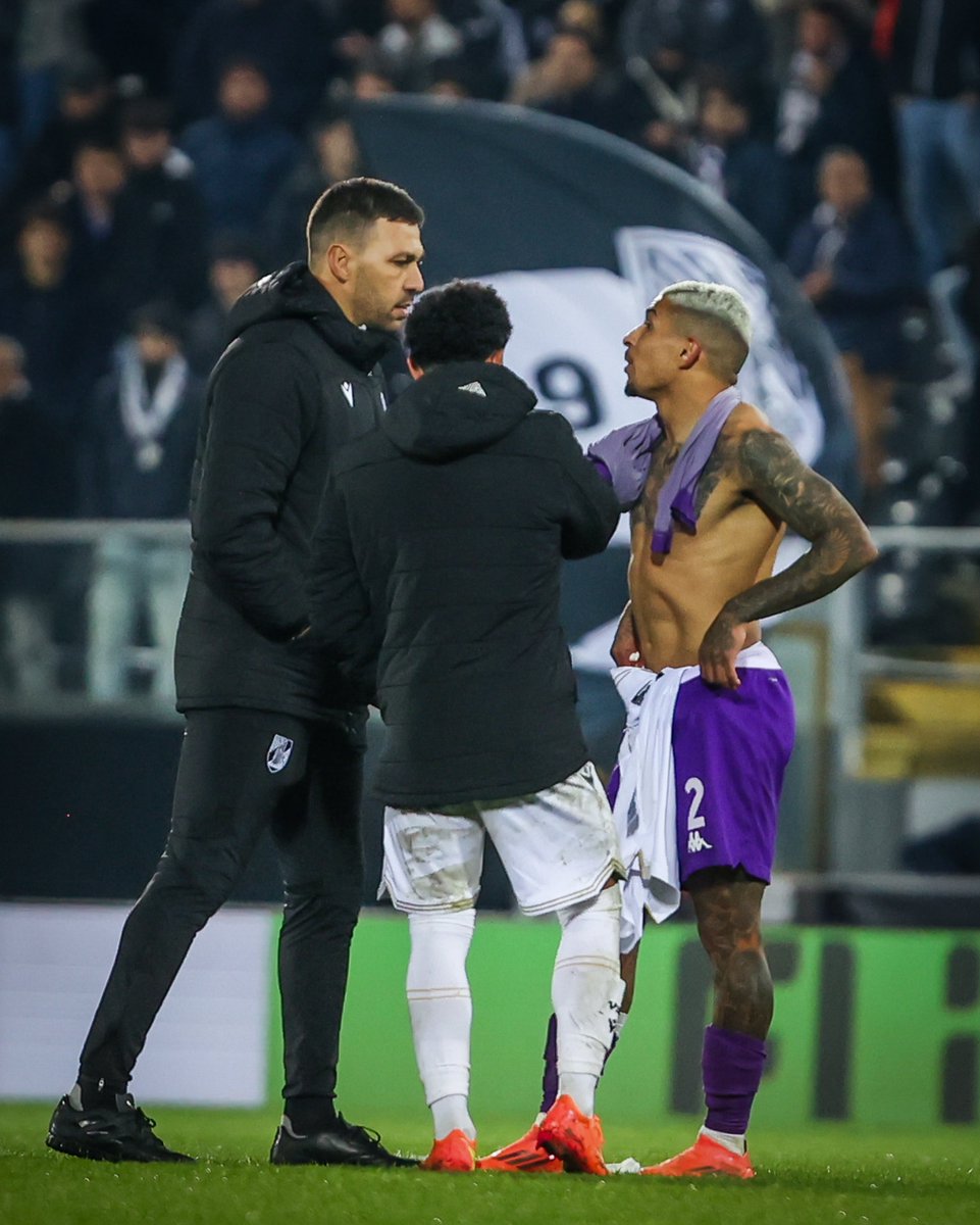 VitoriaSC1922's tweet photo. Um novo reencontro na #UECL ✨ Dodô voltou ao Castelo do Rei 🏰

#EspíritoDeVitória • #UECL • #VSCACFF https://t.co/6vHJ5yozjX