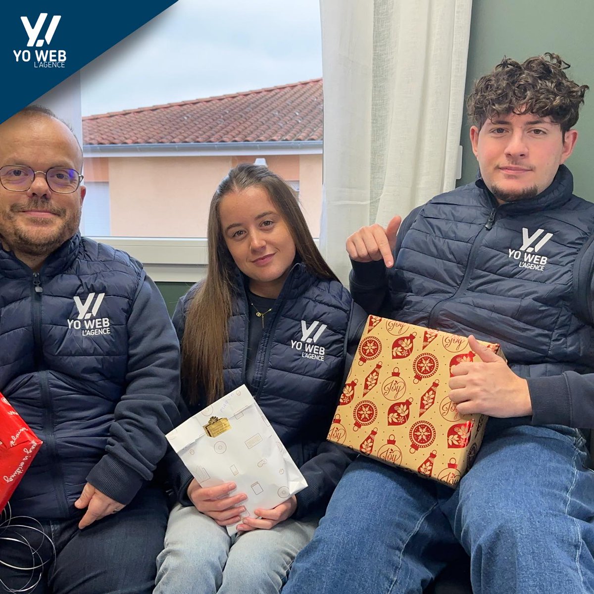 agence_yoweb's tweet image. Belle fin d’année à tous ! 📷 Nous la clôturons 📷 par un moment de détente au restaurant Les serres de babylone 📷 📷, suivi d’un passage chez #GREENBEERSPA📷 , et le traditionnel Secret Santa 📷.
Cultivons vos différences… #Yoweb📷