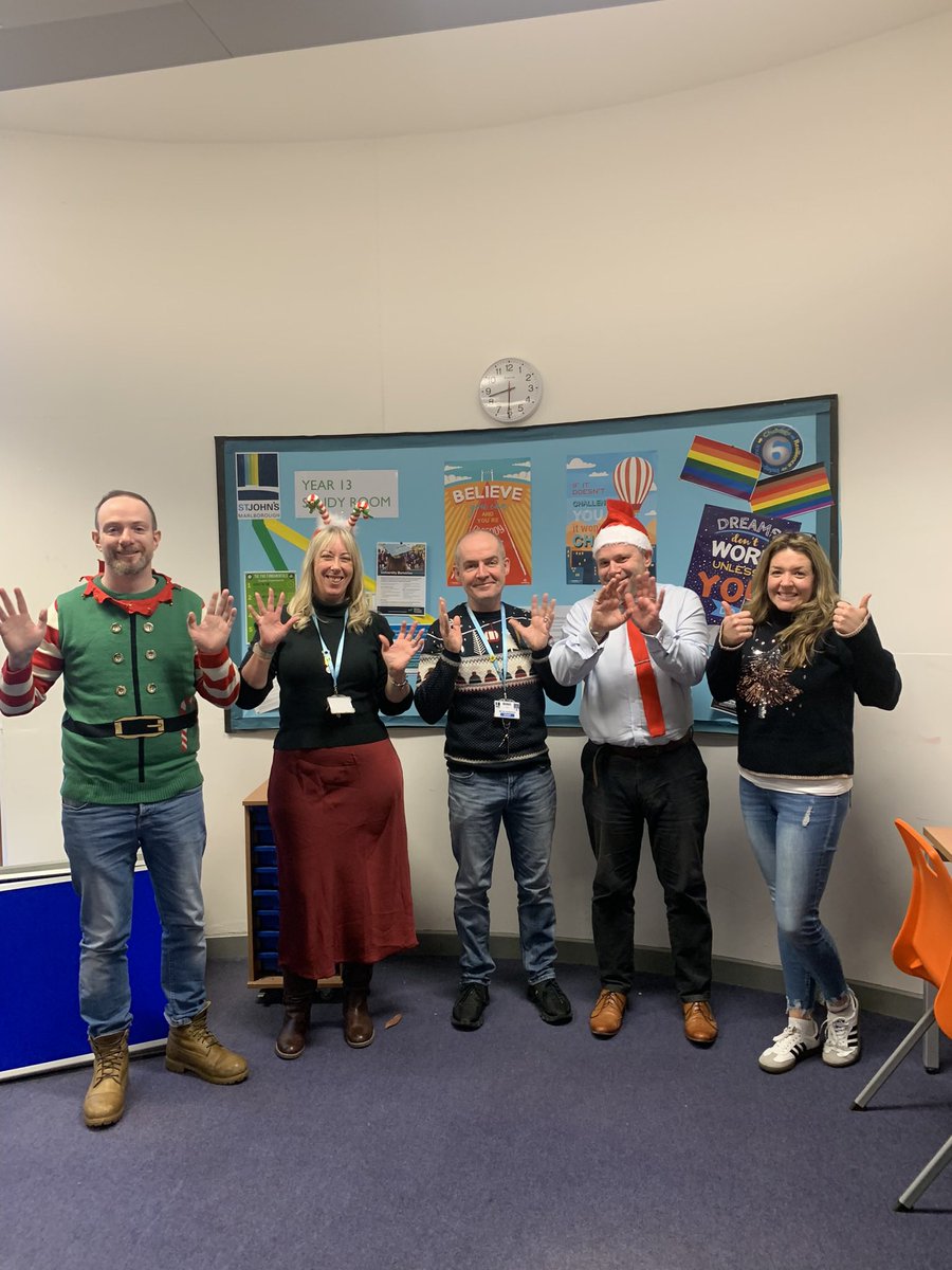 St John’s Sixth Form (@stjohns6thform) on Twitter photo Wishing all 6th form students, parents, carers and friends a peaceful Christmas and a Happy New Year from the 6th form team. <a href="/StJohnsMarlb/">St Johns Marlborough</a> Wishing all 6th form students, parents, carers and friends a peaceful Christmas and a Happy New Year from the 6th form team. <a href="/StJohnsMarlb/">St Johns Marlborough</a>