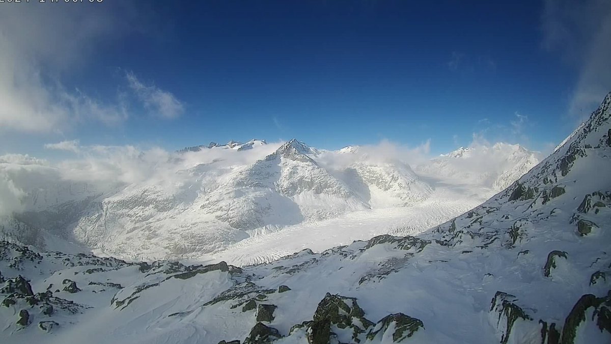 Check out our very latest detailed SNOW REPORT for the Alps and beyond: weathertoski.co.uk/weather-snow/l…