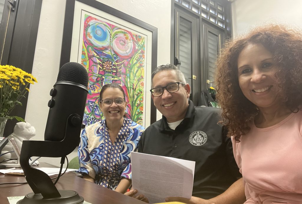 [NUEVO en uprm.edu] Desde <a href="/PrensaRUM/">Prensa RUM</a>: Dos décadas en las ondas radiales la revista informativa Foro Colegial - Recinto Universitario de Mayagüez de la Universidad de Puerto Rico uprm.edu/portada/2024/1… <a href="/RullanAgustin/">Agustin Rullan</a> <a href="/UPR_Oficial/">UPR</a> <a href="/radioupr/">Cadena Radio Universidad de Puerto Rico</a> <a href="/MariamLudim/">Mariam Ludim</a> <a href="/javifeli/">Javier Valentín, Ph.D.</a>