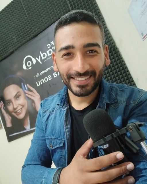 EGFC RADYO da İstek ve mesaj vakti başladı. Şimdi Radyo instagram canlı yayını üzerinden yayındayım #onair
Dinlemek için I instagram.com/egfcradyo/live/