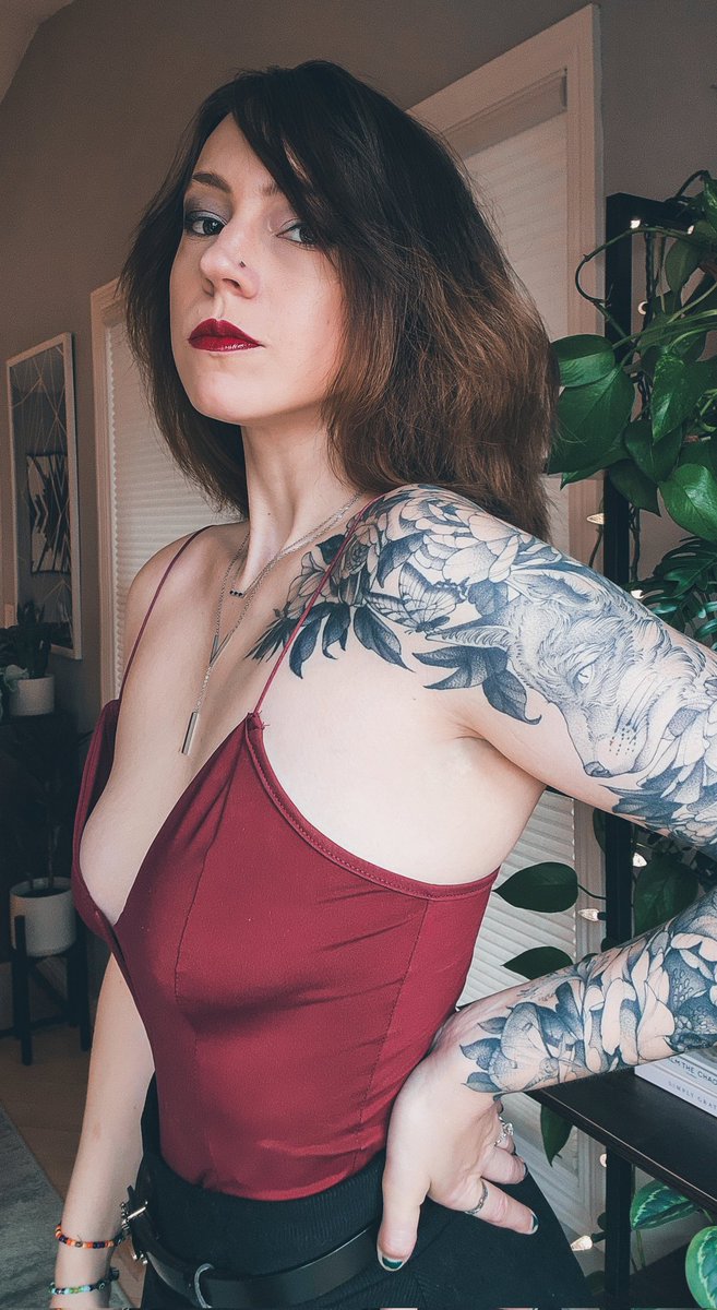 LtButtercup 🦊 tweet media