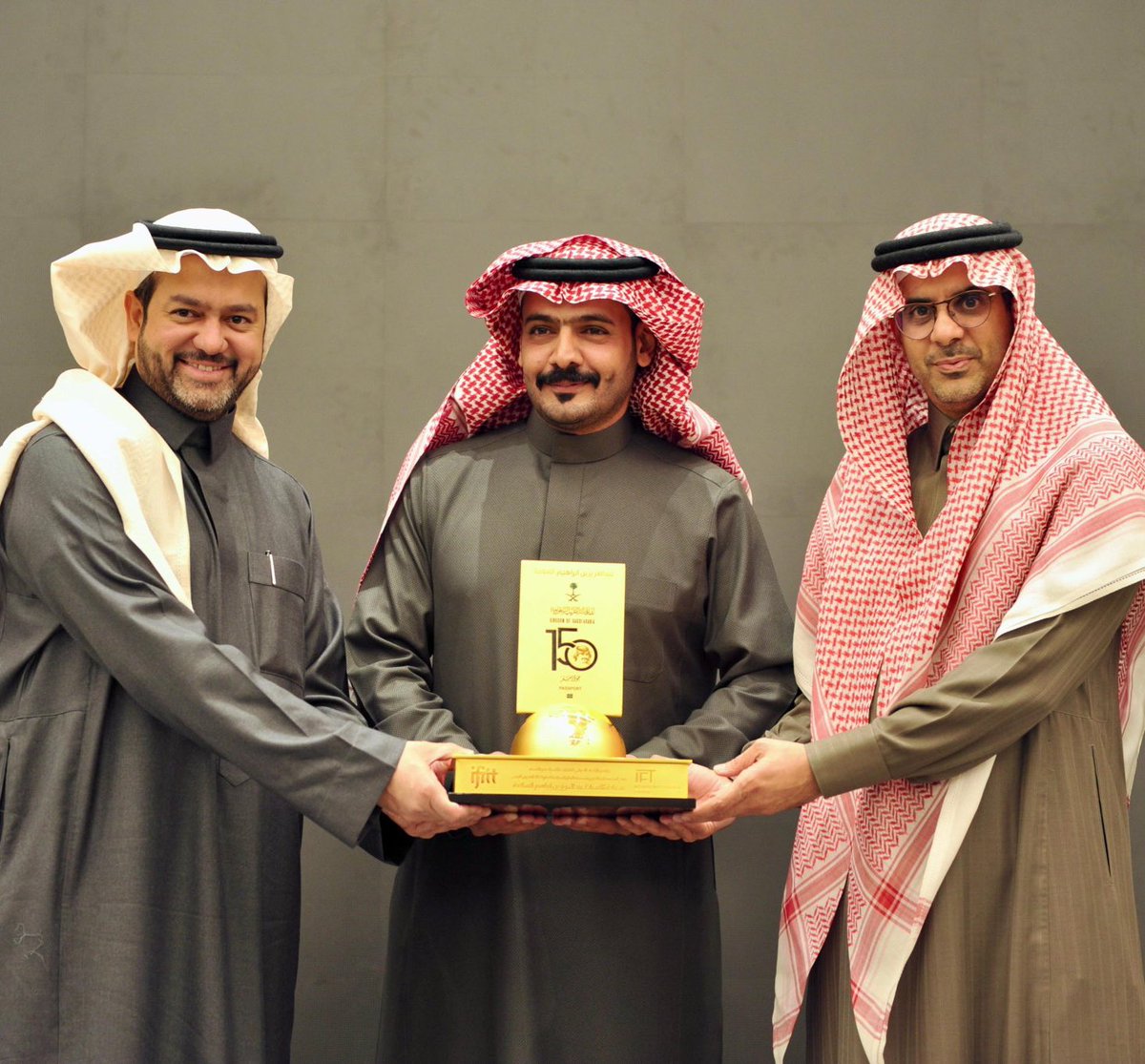 منيف الحربي tweet media