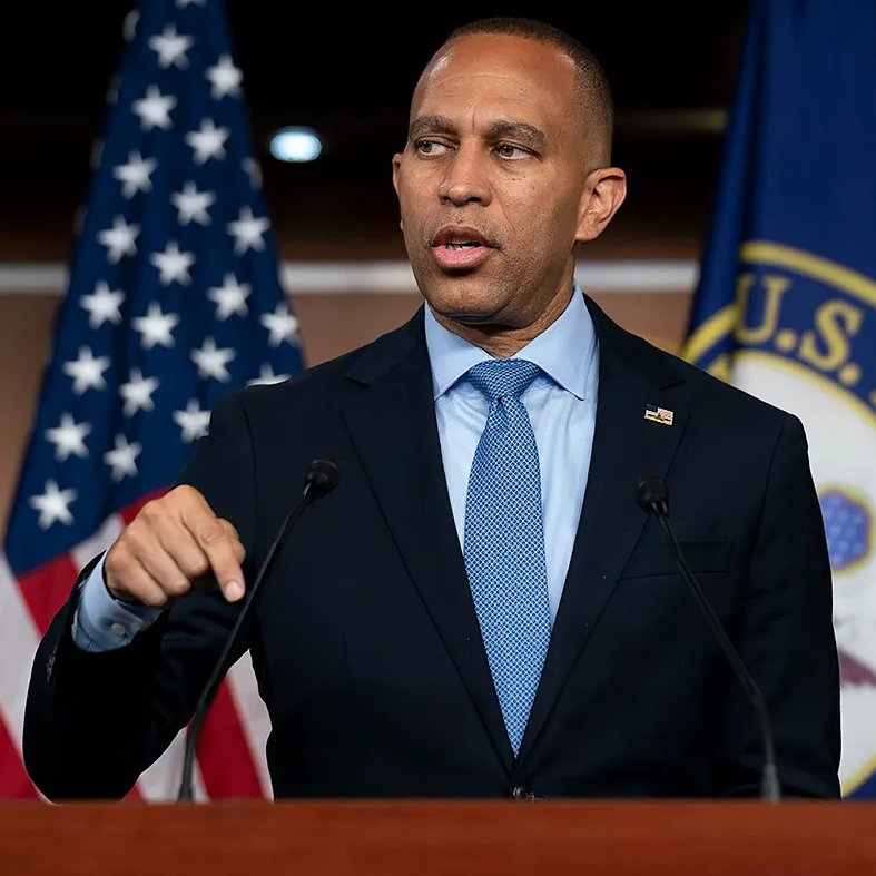 Hakeem Jeffries has done an incredible job leading House Democrats to a victory over Donald Trump for the American people. He's going to make a great Speaker of the House.

RETWEET to thank <a href="/RepJeffries/">Hakeem Jeffries</a>!